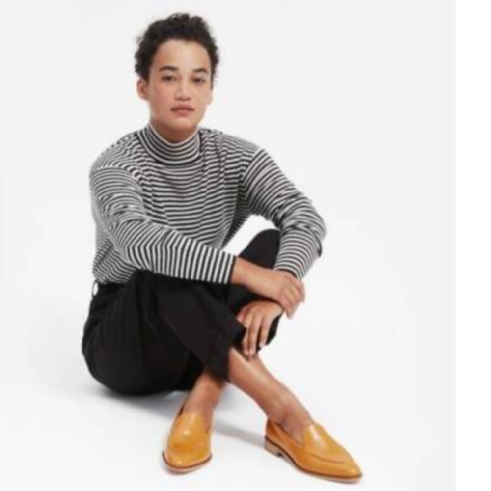🚫 SOLD 🚫Everlane “The Modern Loafer” Black Leather Flats. The epitimy of eleganc - Picture 8 of 16